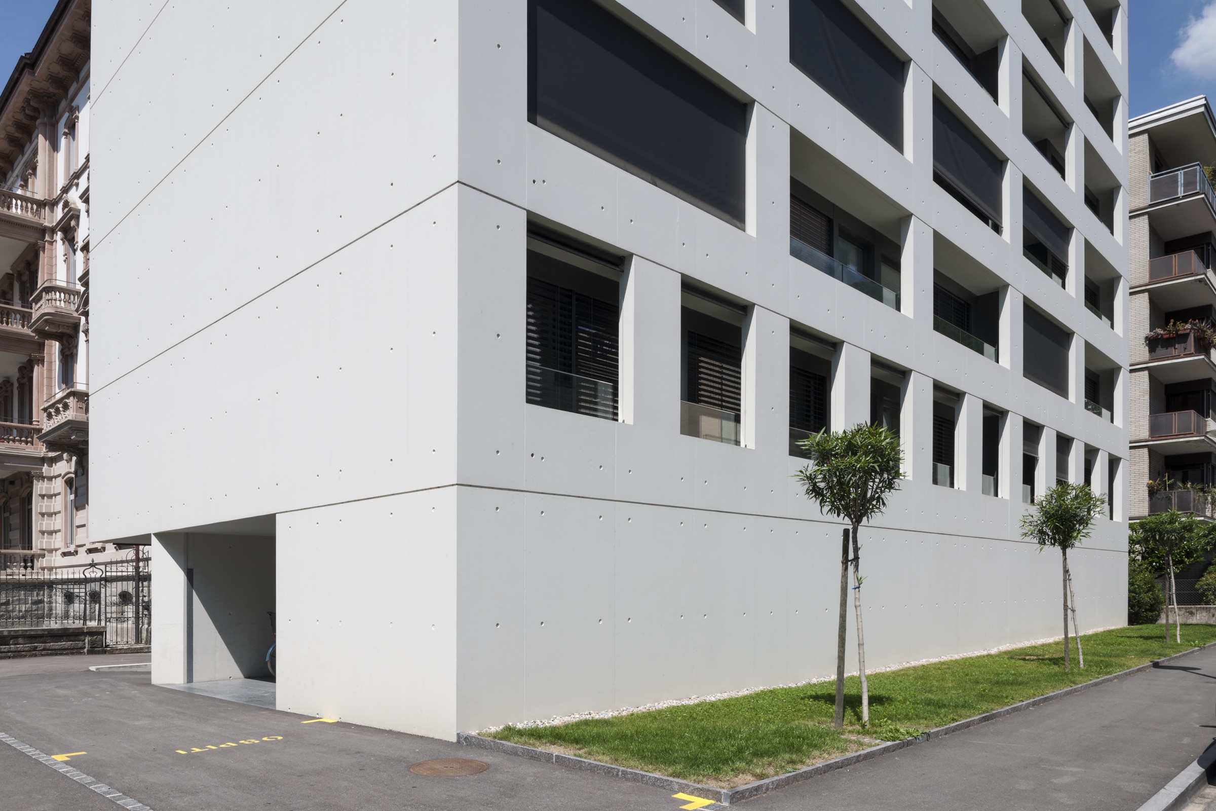 Edificio urbano — 16